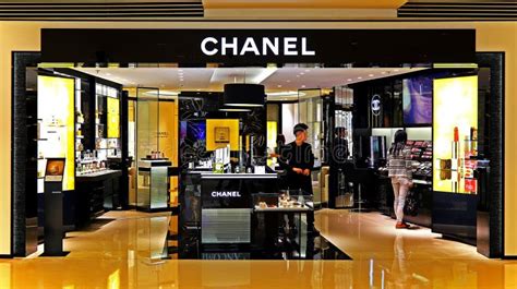 is chanel makeup cheaper in paris|chanel cosmetics outlet.